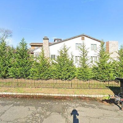 233 Conover Ln, Red Bank, NJ 07701