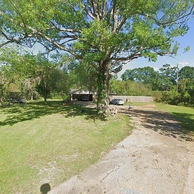 235 Lacroix Rd, Pineville, LA 71360