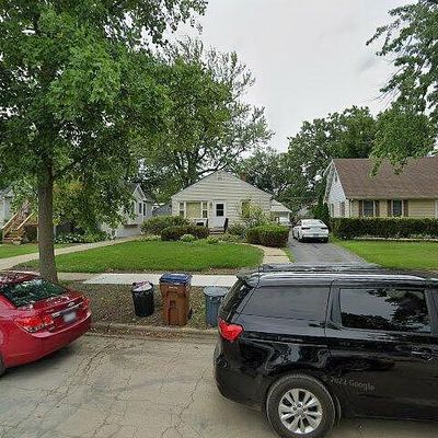 237 Pine St, Villa Park, IL 60181