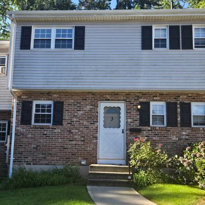 3 Carter Hts, Plantsville, CT 06479