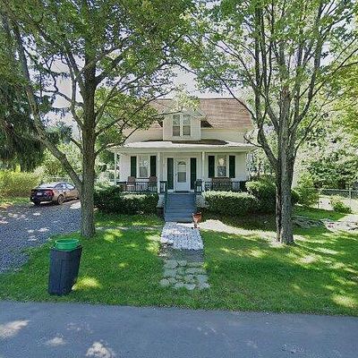 30 Norton Ave, Dallas, PA 18612