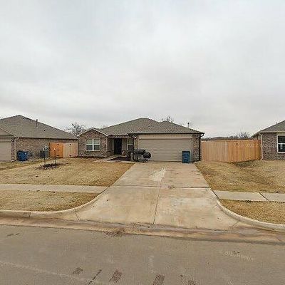 300 Se 4 Th St, Newcastle, OK 73065