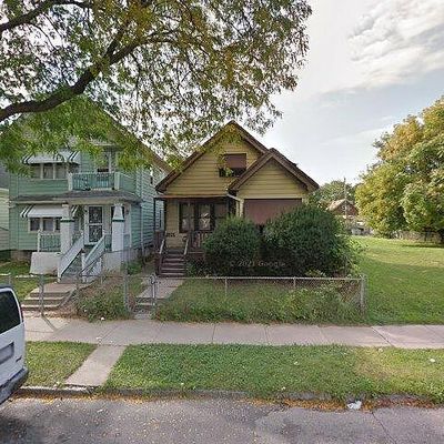 3035 N 24 Th St, Milwaukee, WI 53206