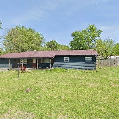 304 Jackson St, Rogersville, MO 65742