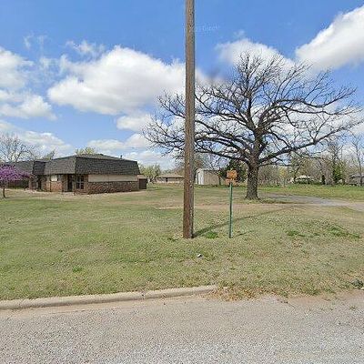 309 S Eastern Ave, Hobart, OK 73651