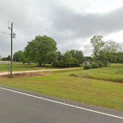 31 Skipper Ln, Atmore, AL 36502