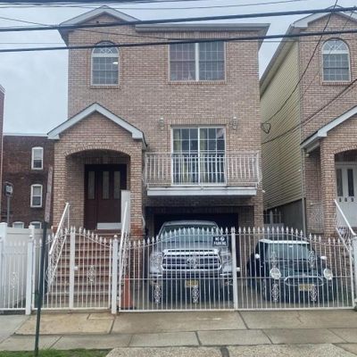 311 2 Nd St, Elizabethport, NJ 07206