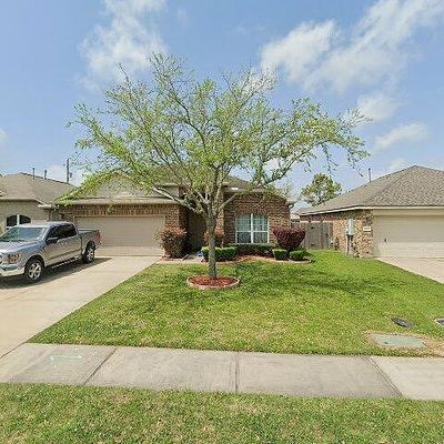 3113 Lone Trail Dr, Texas City, TX 77591