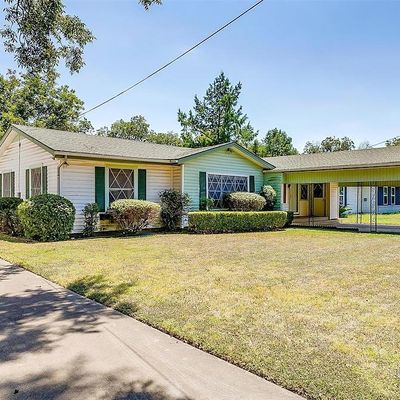 315 Woodard Ave, Cleburne, TX 76033