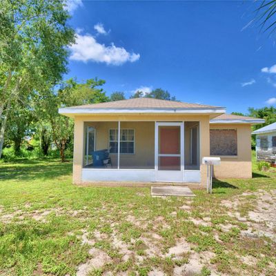 317 C St, Lake Wales, FL 33853