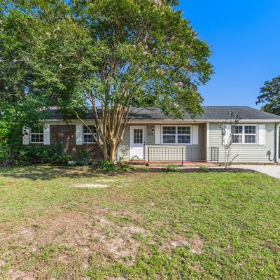 317 Richelieu Rd, Wilmington, NC 28412