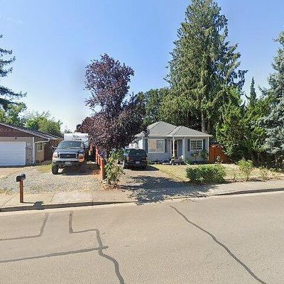 318 E 5 Th St, Molalla, OR 97038