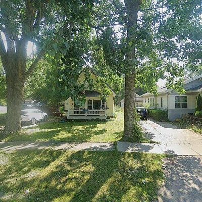 320 Pleasant Ave, Alma, MI 48801