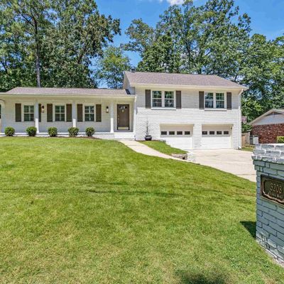 3208 Tyrol Rd, Vestavia Hills, AL 35216