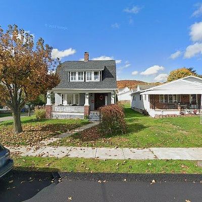 321 1 St St, Olyphant, PA 18447