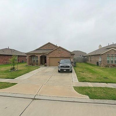 2705 Coral Dr, Texas City, TX 77591