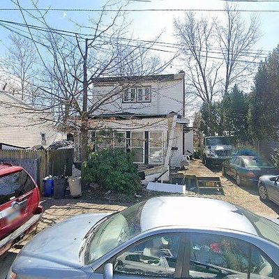 2720 Pleasant St, Camden, NJ 08105