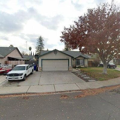 2724 Hayes Ct, Ceres, CA 95307