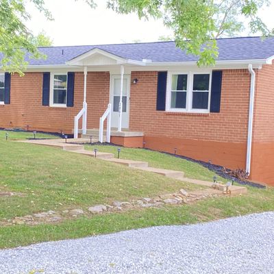 2801 Denham Ave, Columbia, TN 38401