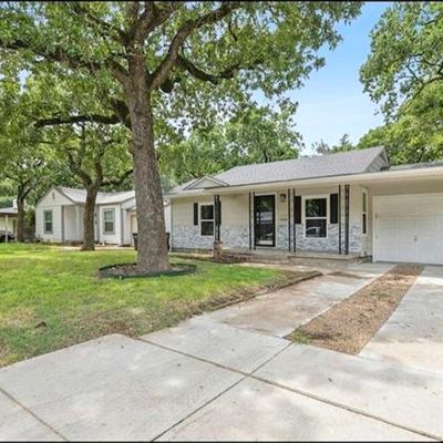 2826 Mcgee St, Fort Worth, TX 76112