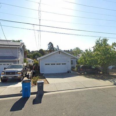 284 Moorland St, Vallejo, CA 94590