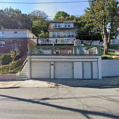 290 Brighton Ave, Staten Island, NY 10301