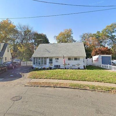 290 Howard Ave, Rochelle Park, NJ 07662