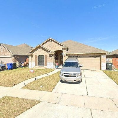 2906 Besterio Dr, Corpus Christi, TX 78415