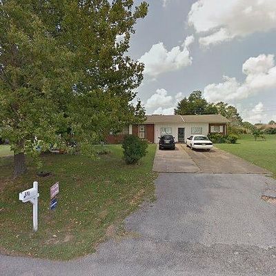 291 Factory Dr, Lexington, TN 38351