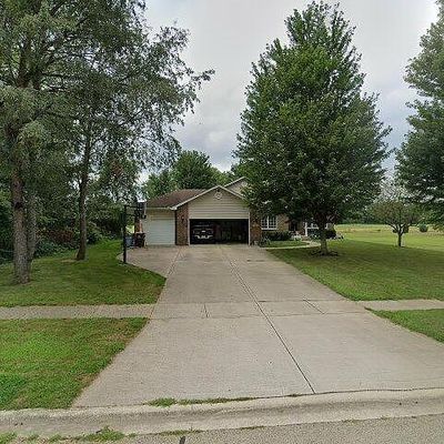 350 Fairway Dr, Essex, IL 60935