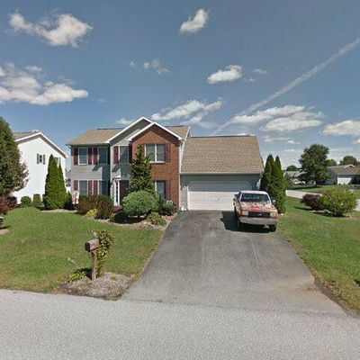 3518 Turnberry Dr, Chambersburg, PA 17202