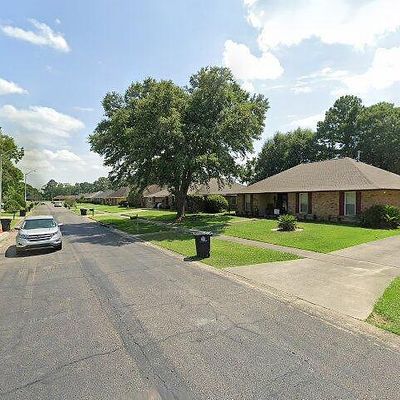 3525 Redlands Dr, Baton Rouge, LA 70814