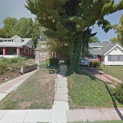 3629 Pine Grove Ave, Saint Louis, MO 63121