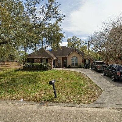 37095 Cobblestone Ave, Geismar, LA 70734