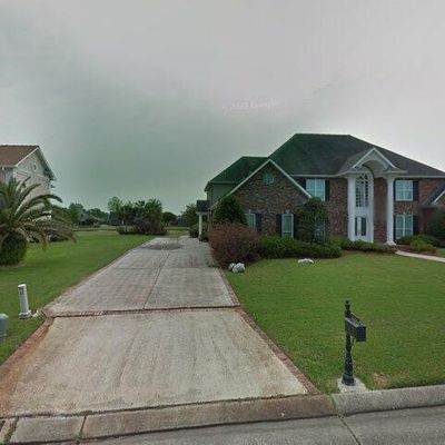 3713 Lake Michel Ct, Gretna, LA 70056