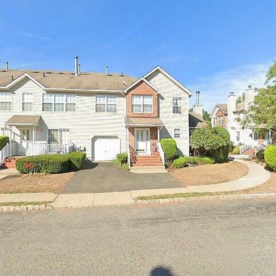 372 Bowler Ct, Piscataway, NJ 08854