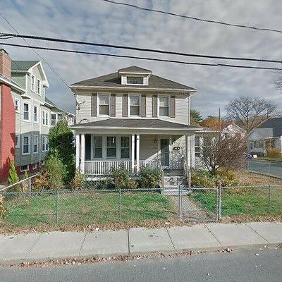 372 Hillside Ave, Holyoke, MA 01040