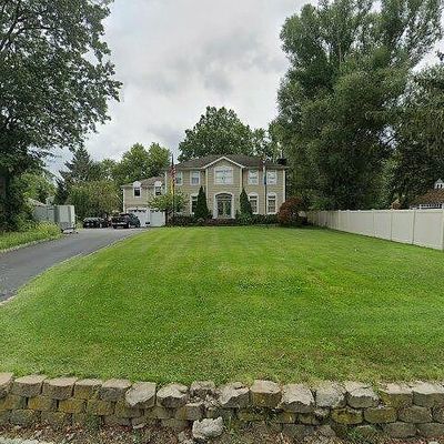 372 Passaic Ave, West Caldwell, NJ 07006