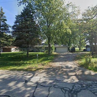 3731 S Britton Rd, Union Grove, WI 53182