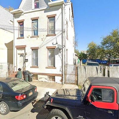 38 Houghton Ave, Trenton, NJ 08638