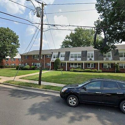 38 Woodedge Ave Apt 7, Edison, NJ 08817