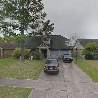 3814 Cottonwood Dr, La Porte, TX 77571