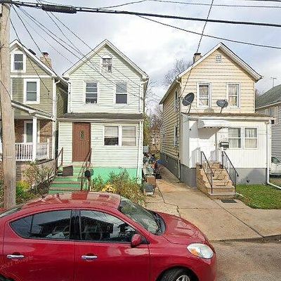 39 Levinson Ave, South River, NJ 08882