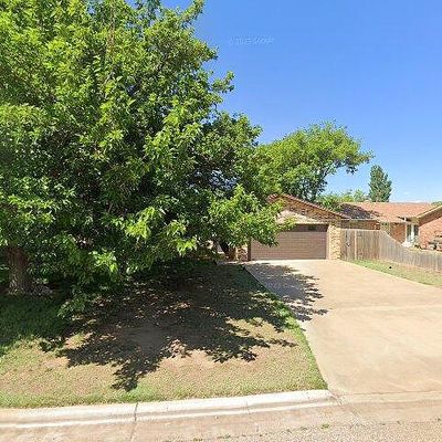 3904 Sides St, Plainview, TX 79072