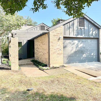 3927 Rosser Sq, Dallas, TX 75244