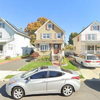 4 Wallace St, Woodbridge, NJ 07095