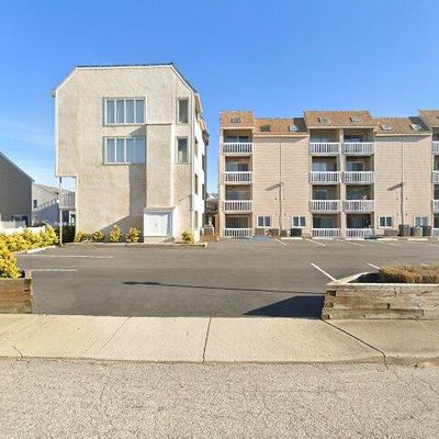 323 44 Th St S #117, Brigantine, NJ 08203