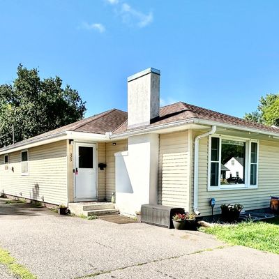 325 Jefferson Ave, North Mankato, MN 56003