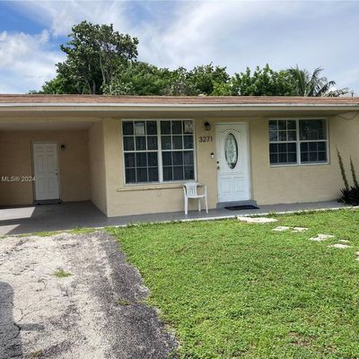 3271 Nw 16 Th St, Lauderhill, FL 33311