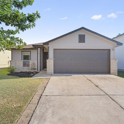 328 Liberty St, Hutto, TX 78634